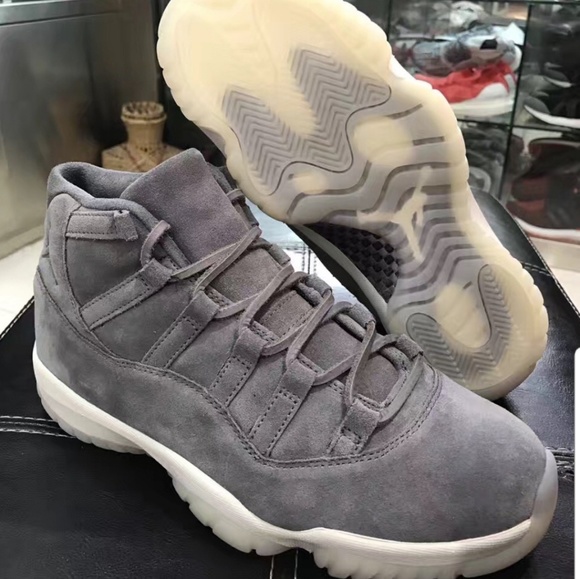 suede jordan 11